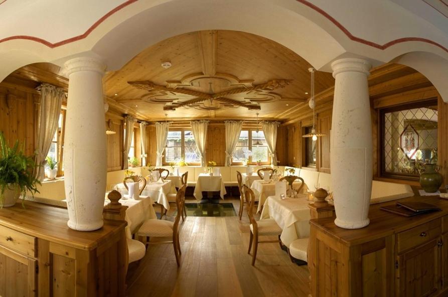 Hotel Castel Oswald Von Wolkenstein Castelrotto Εξωτερικό φωτογραφία